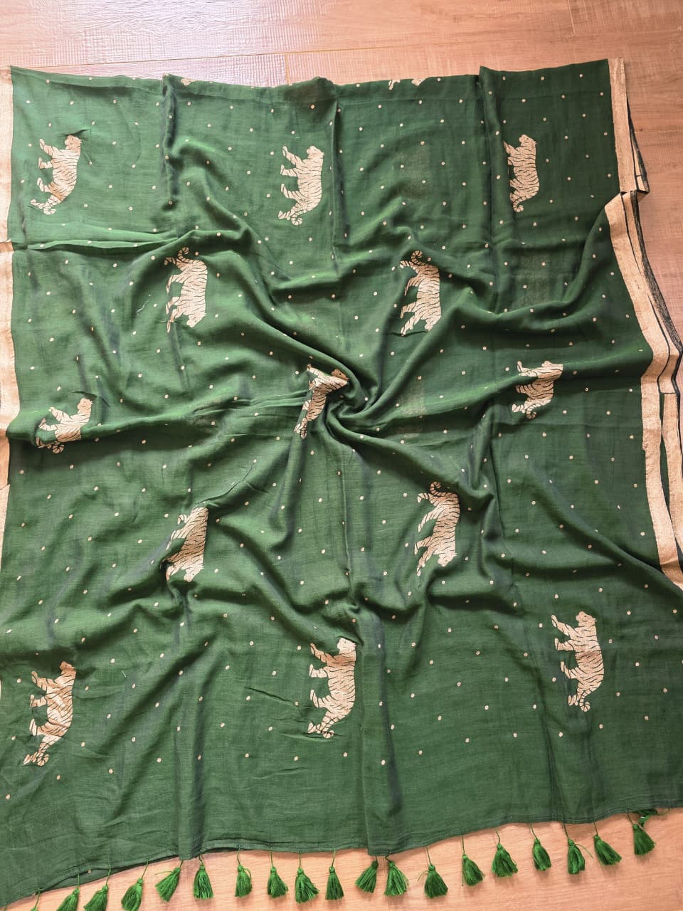 Mull cotton saree with Tiger Motif